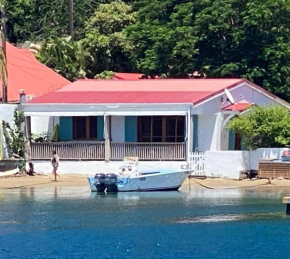 Villa GRENADINE Vue panoramique, les pieds dans l'eau